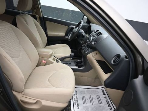 Used 2012 Toyota RAV4 4WD w/ Upgrade Value Pkg image 8