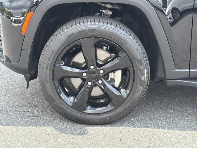 Used 2026 Jeep Grand Cherokee L Limited w/ Limited Altitude Package AWD/4WD image 13