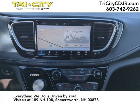 New 2026 Chrysler Pacifica Limited w/ S Appearance Package image 27