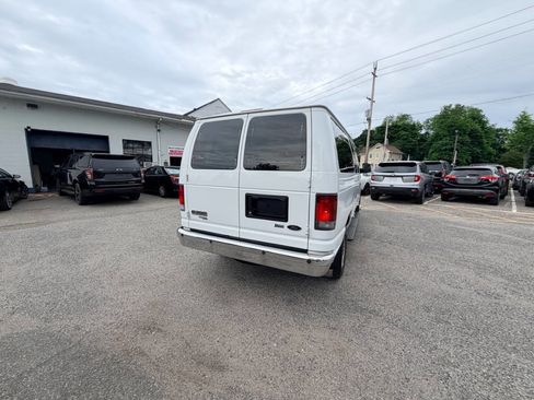 Used 2012 Ford E-350 and Econoline 350 XLT RWD image 13