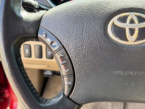 Used 2010 Toyota Tacoma PreRunner image 17