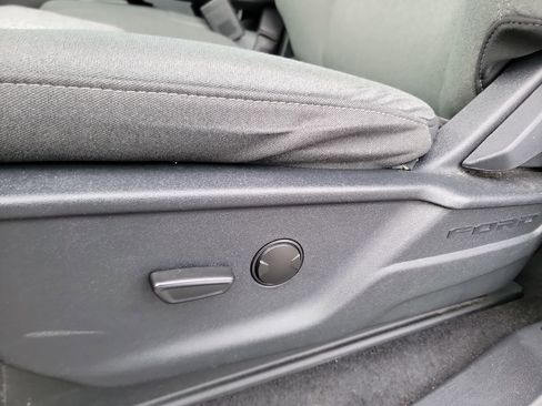 Used 2023 Ford F150 XLT image 12