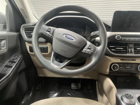 Used 2022 Ford Escape SE AWD/4WD image 14