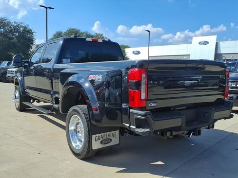 New 2026 Ford F450 Platinum w/ FX4 Off-Road Package image 4