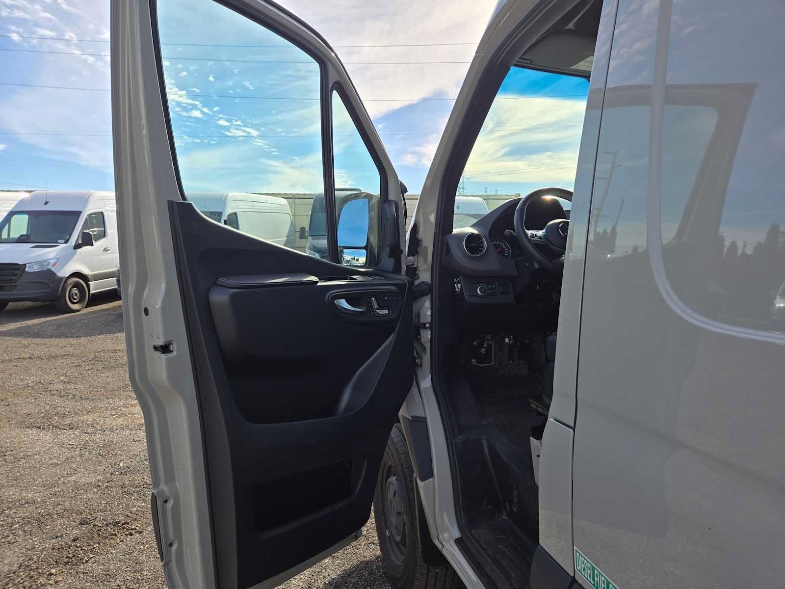 Used 2026 Mercedes-Benz Sprinter 2500 image 20