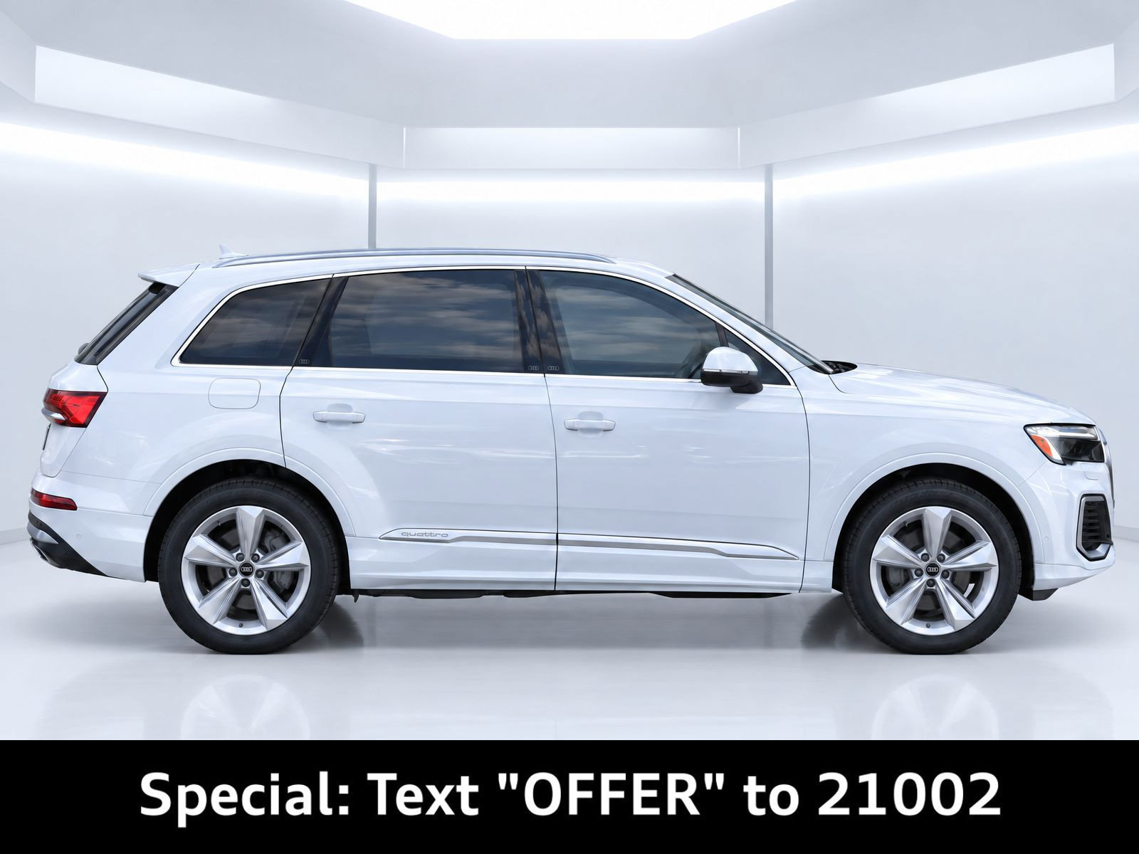 Certified 2025 Audi Q7 2.0T Premium w/ Convenience Package AWD/4WD image 8