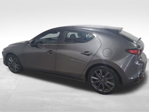 Used 2023 MAZDA MAZDA3 s FWD image 7
