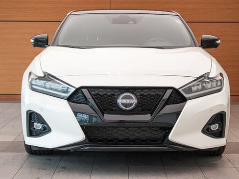 Used 2023 Nissan Maxima SR FWD image 2