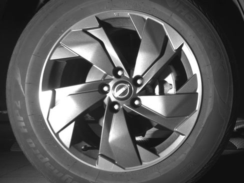 Used 2025 Nissan Rogue SV image 13