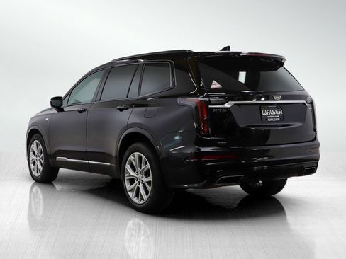 Used 2020 Cadillac XT6 Sport image 3