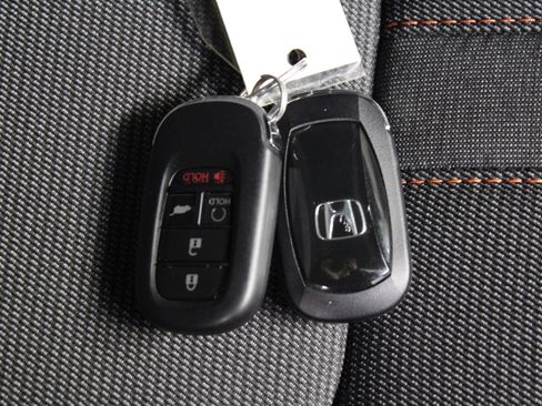 New 2025 Honda Pilot Sport image 31