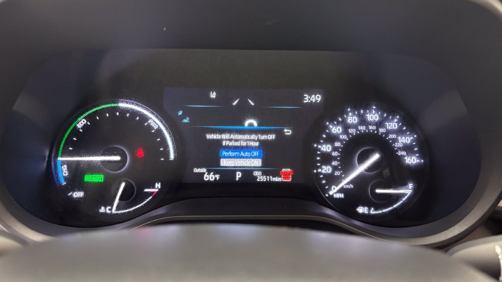 Used 2025 Toyota Sienna LE FWD image 24