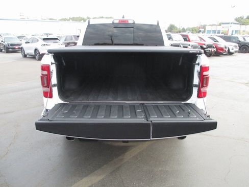 Used 2022 RAM 1500 Limited image 7