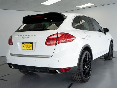 Used 2014 Porsche Cayenne S AWD/4WD image 11
