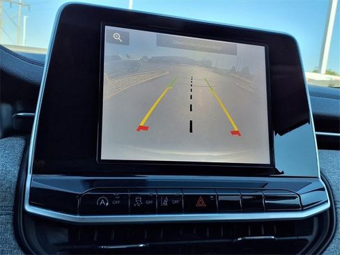 Used 2022 Jeep Compass Latitude image 6