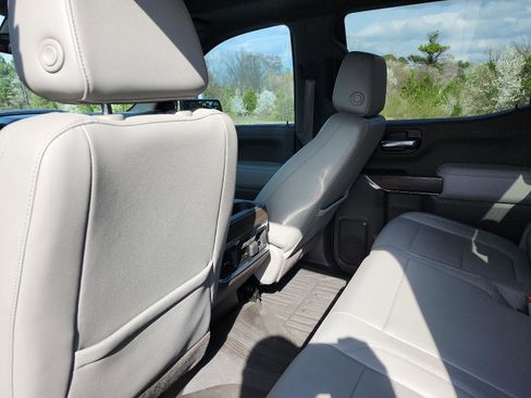 Certified 2022 GMC Sierra 1500 SLT image 15