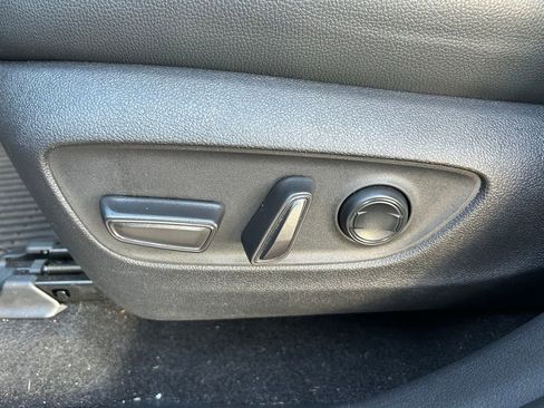 Certified 2024 Toyota Grand Highlander FWD image 18