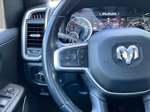Used 2022 RAM 1500 Big Horn AWD/4WD image 12