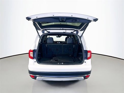 Used 2019 Honda Pilot Touring image 28
