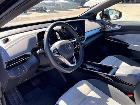 Used 2024 Volkswagen ID.4 2WD image 14