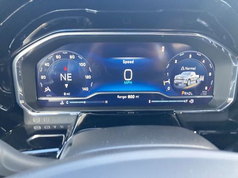 New 2024 Chevrolet Silverado 1500 LT w/ Z71 Off-Road Package AWD/4WD image 27