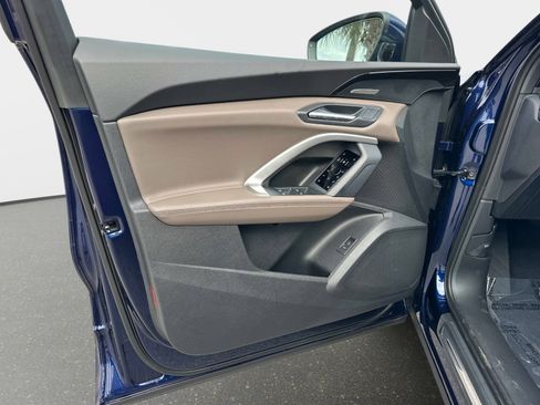 New 2025 Audi Q5 Prestige image 15