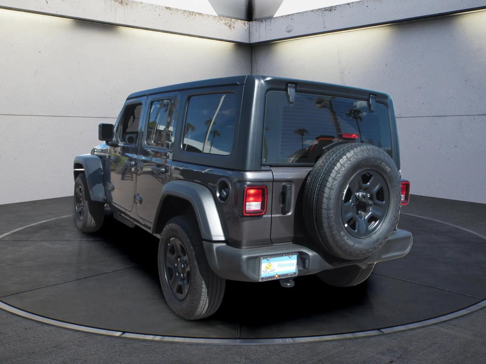 Used 2026 Jeep Wrangler Unlimited Sport AWD/4WD image 6