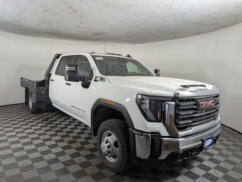 New 2025 GMC Sierra 3500 Pro w/ Convenience Package image 5