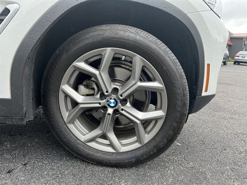 Used 2022 BMW X3 xDrive30i w/ Convenience Package AWD/4WD image 5