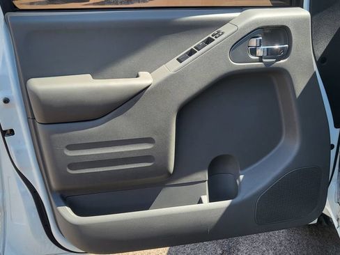 Used 2019 Nissan Frontier SV RWD image 24