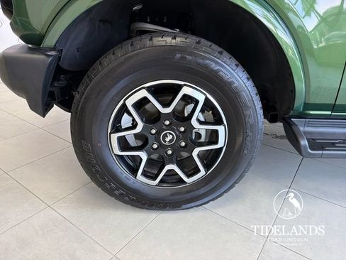 Certified 2025 Ford Bronco Outer Banks AWD/4WD image 32