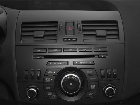 Used 2013 MAZDA MAZDA3 i Grand Touring w/ Tech Pkg image 12