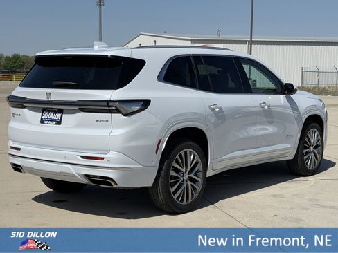 New 2026 Buick Enclave Avenir w/ Super Cruise Package AWD/4WD image 4