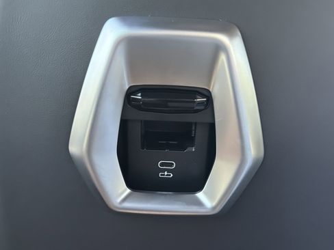 New 2027 BMW X6 M Competition image 16