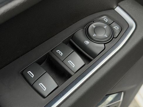 Used 2022 Chevrolet Silverado 1500 LT Trail Boss image 27