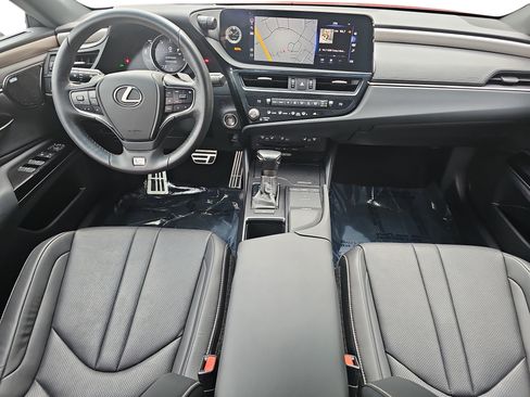 Used 2022 Lexus ES 350 F Sport image 9