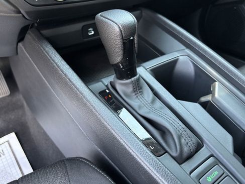 Used 2025 Honda Accord SE image 28