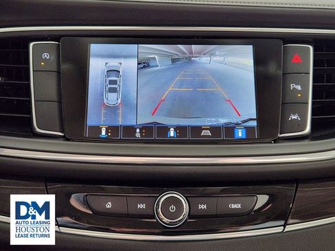 Used 2024 Buick Enclave Essence w/ Sport Touring Edition image 28