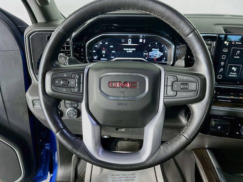 Used 2022 GMC Sierra 1500 Elevation w/ Elevation Premium Package AWD/4WD image 14