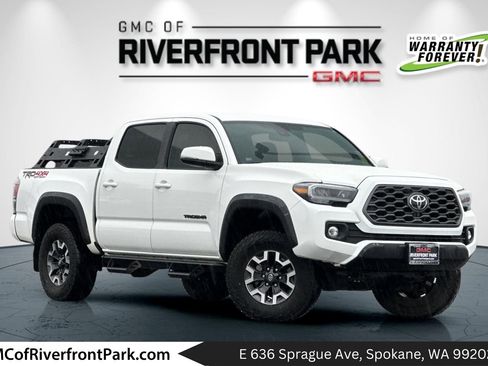 Used 2021 Toyota Tacoma TRD Off-Road w/ Technology Package AWD/4WD image 1
