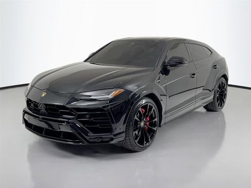 Used 2021 Lamborghini Urus image 10