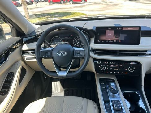 Used 2022 INFINITI QX60 Pure w/ Cargo Package image 16