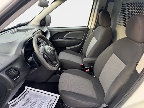Used 2019 RAM ProMaster City Tradesman FWD image 9