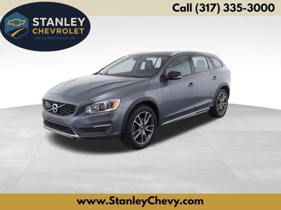 Used 2016 Volvo V60 T5 Cross Country w/ Convenience Package