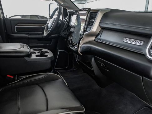 Used 2024 RAM 2500 Laramie AWD/4WD image 13