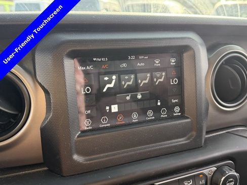 Used 2020 Jeep Wrangler Sport S image 3