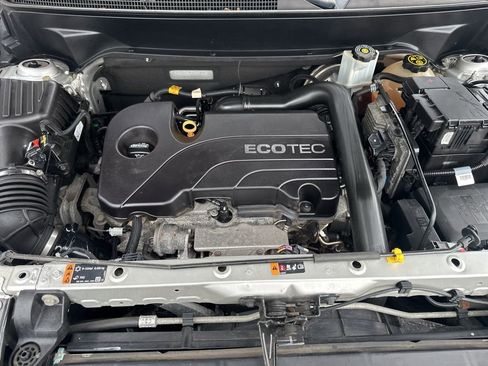 Used 2018 Chevrolet Equinox LS image 10