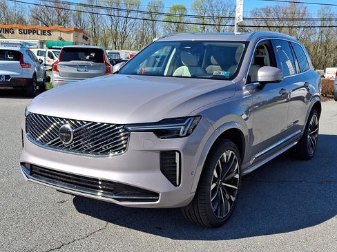 New 2026 Volvo XC90 B6 Ultra w/ Lounge Package AWD/4WD image 2