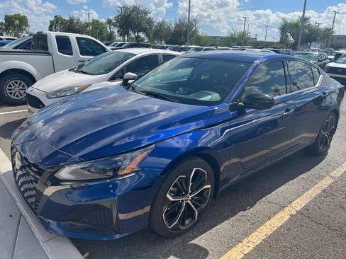 Used 2024 Nissan Altima 2.5 SR FWD image 1