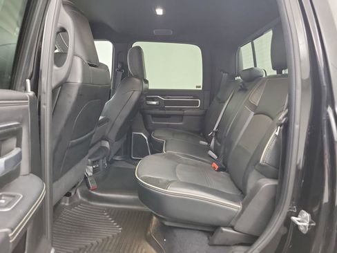 Used 2019 RAM 3500 Laramie image 9